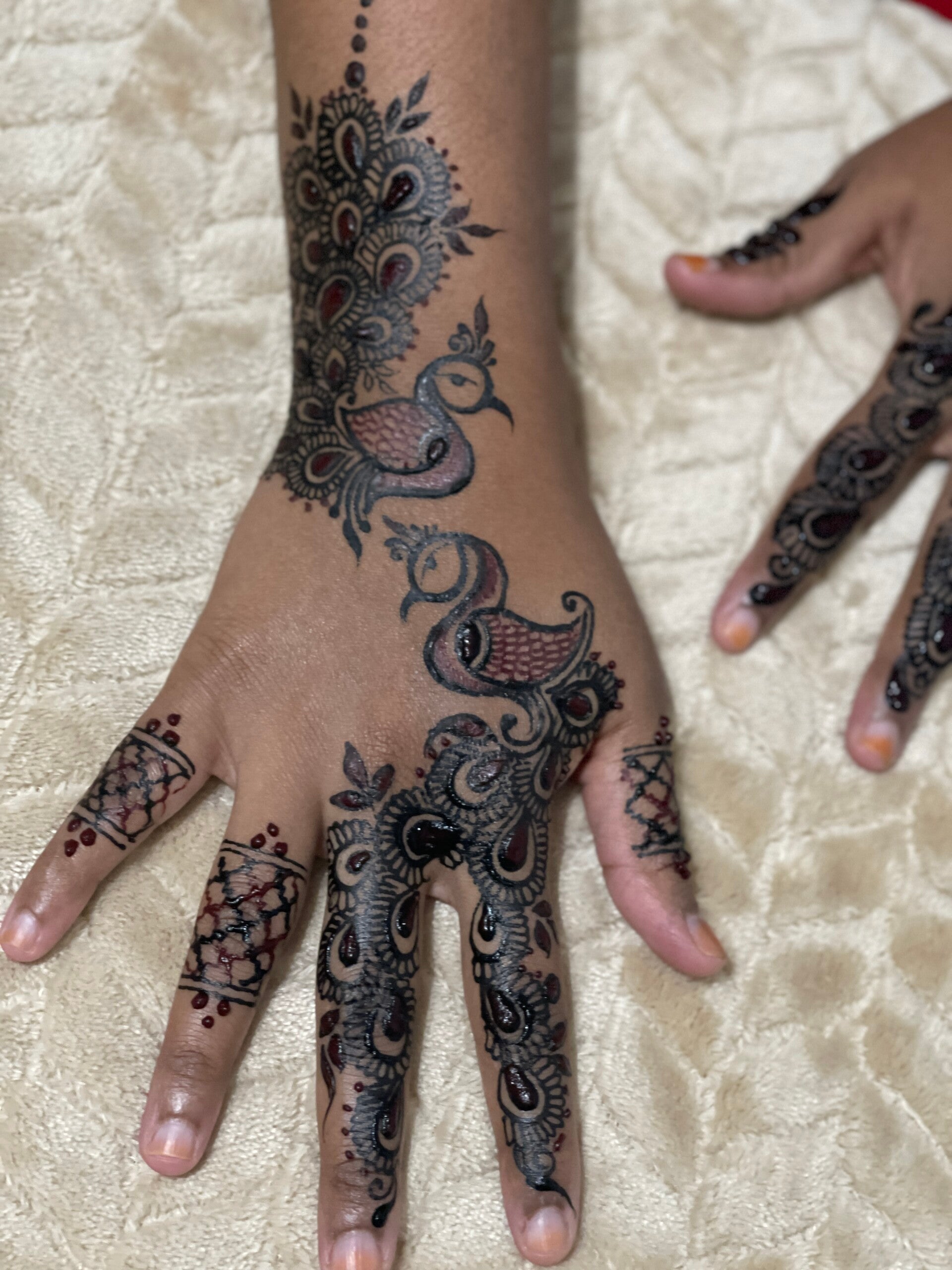 Henna design