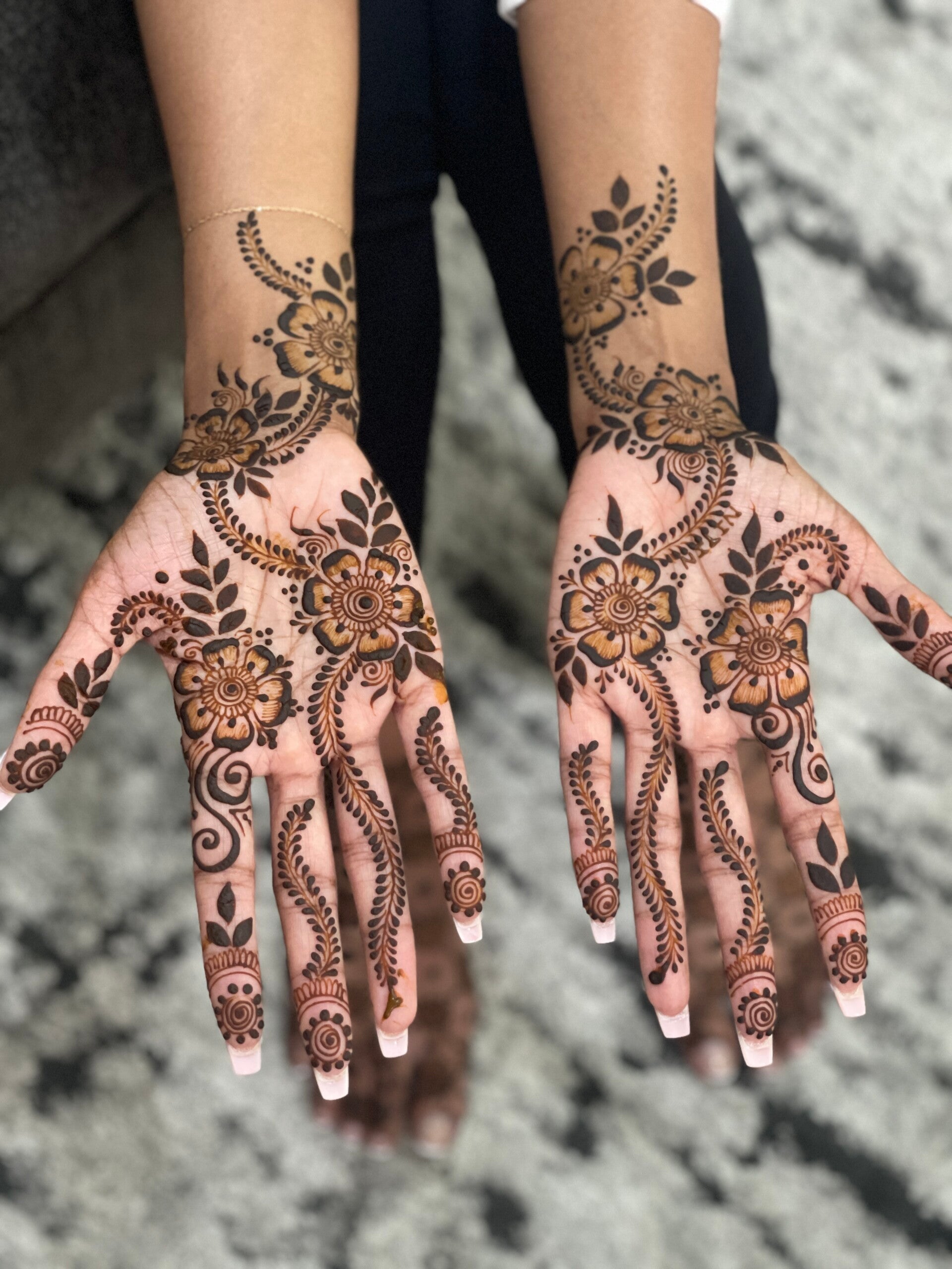 Modern henna